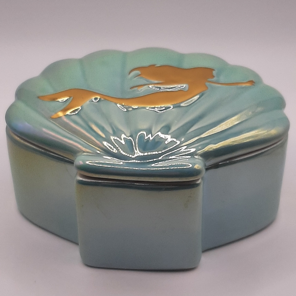 Little Mermaid Shell Candle - Charmed Aroma